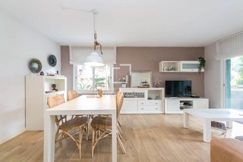 Dzīvoklis pārdošanā Gava, Barcelona, Spānijā 3 istabas, 110 m2 Nr. 150540 - attēls 2