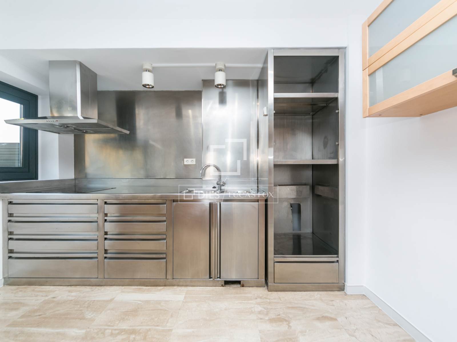 Villa a Sant Cugat Del Valles, Barcelona, Spagna 4 camere da letto, 587 mq. N° 150538