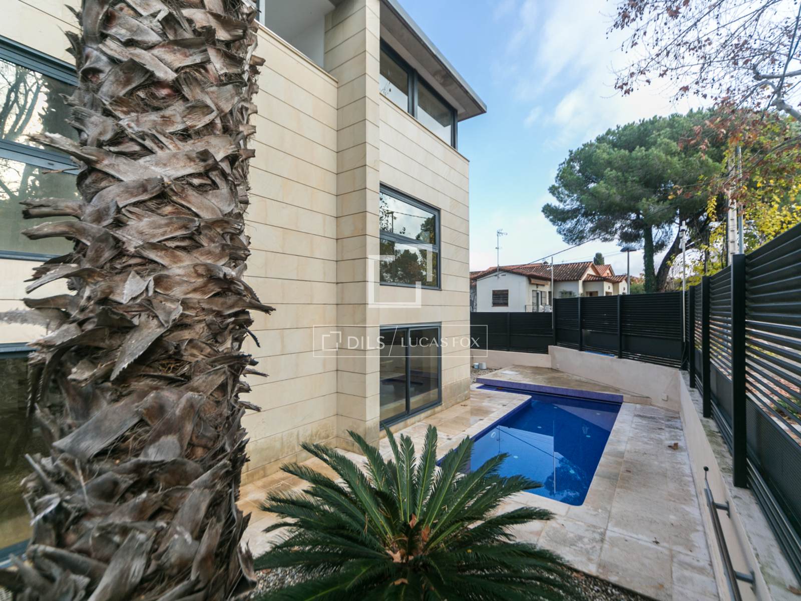 Villa a Sant Cugat Del Valles, Barcelona, Spagna 4 camere da letto, 587 mq. N° 150538