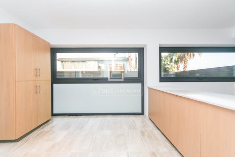 Villa for sale in Valldoreix, Barcelona, Spain 4 bedrooms, 587 sq.m. No. 150538 - photo 25
