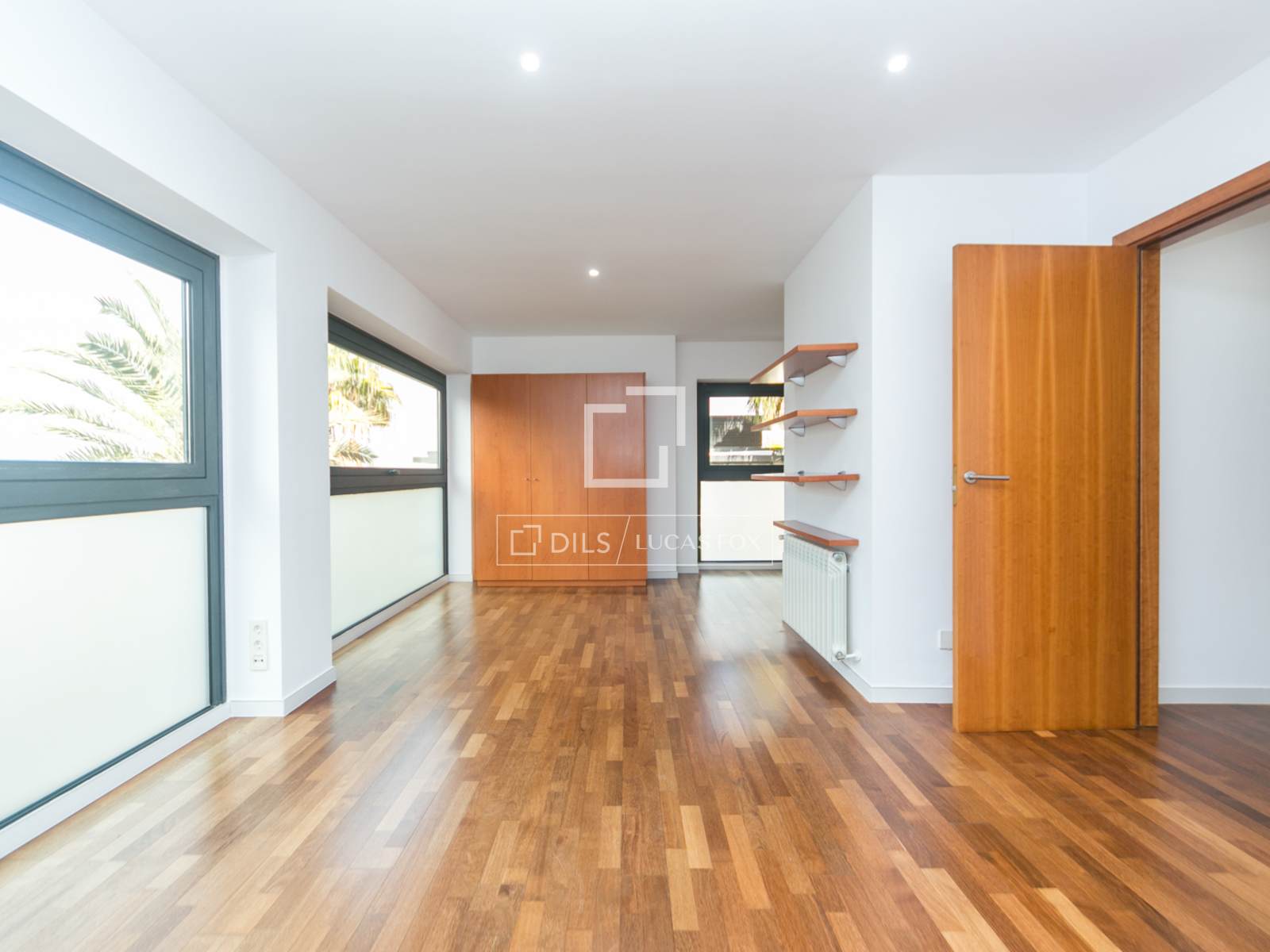 Villa a Sant Cugat Del Valles, Barcelona, Spagna 4 camere da letto, 587 mq. N° 150538