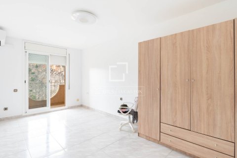 Villa in vendita a Castelldefels, Barcelona, Spagna 5 camere da letto, 180 mq. N° 150544 - foto 11