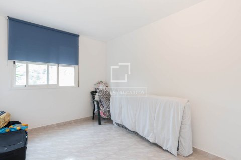 Villa in vendita a Castelldefels, Barcelona, Spagna 5 camere da letto, 180 mq. N° 150544 - foto 14