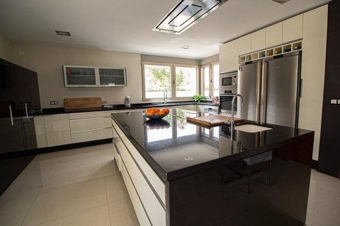 Villa in vendita Albir, Alicante, Spagna 6 camere da letto, 1030 mq. N° 115579 - foto 10