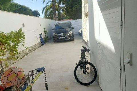 Villa zum Verkauf La Zenia, Alicante, Spanien 4 Schlafzimmer, 240 m2 Nr. 115578 - Foto 14