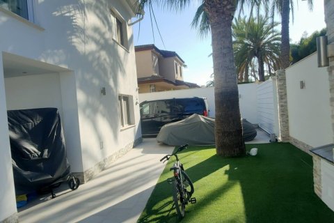 Villa zum Verkauf La Zenia, Alicante, Spanien 4 Schlafzimmer, 240 m2 Nr. 115578 - Foto 5