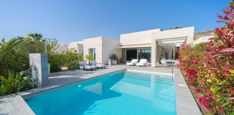 Villa in Algorfa, Alicante, Spanien 2 Schlafzimmer, 133 m2 Nr. 196386