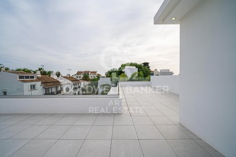 Huvila myytävänä Marbella, Malaga, Espanja, 4 makuuhuonetta, 414 m2 No. 159364 - kuva 28