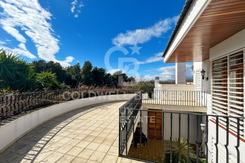 Hus till salu i Roses, Girona, Spanien 6 sovrum, 975 kvm. Nr. 159023 - foto 12