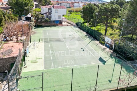 Продажа дома в Розы, Герона, Испания 6 спален, 975м2 №159023 - фото 3