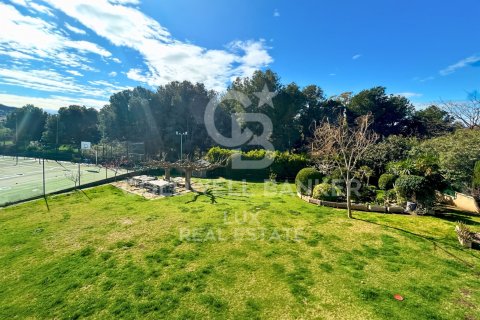 Hus till salu i Roses, Girona, Spanien 6 sovrum, 975 kvm. Nr. 159023 - foto 17