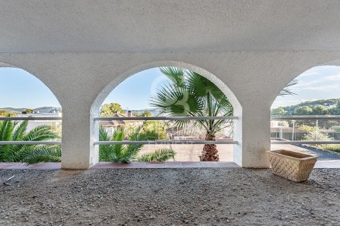 Villa en venta en Sant Pere de Ribes, Barcelona, España 7 dormitorios, 466 m2 No. 159022 - foto 8