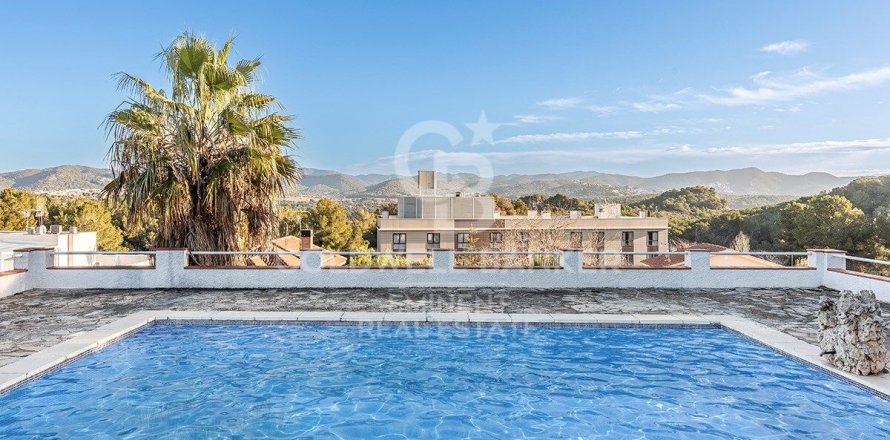 Villa en Sant Pere de Ribes, Barcelona, España 7 dormitorios, 466 m2 No. 159022