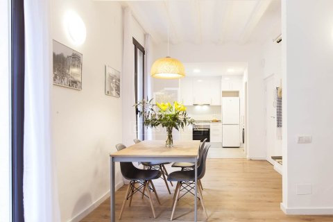 Apartament w Barcelona, Hiszpania 2 sypialnie, 76 mkw. nr 150561 – zdjęcie 4