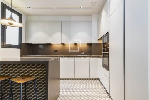 Apartment à vendre à Barcelona, Espagne, 3 chambres, 196 m2 No. 150562 - photo 15