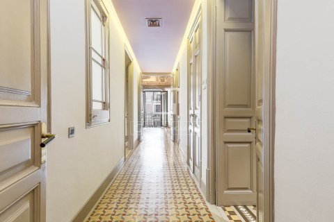 Apartment à vendre à Barcelona, Espagne, 3 chambres, 196 m2 No. 150562 - photo 22