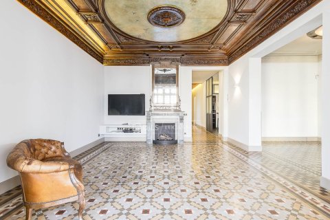 Apartment à vendre à Barcelona, Espagne, 3 chambres, 196 m2 No. 150562 - photo 7