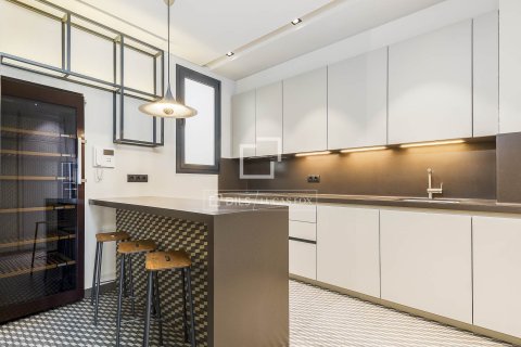 Apartment à vendre à Barcelona, Espagne, 3 chambres, 196 m2 No. 150562 - photo 16