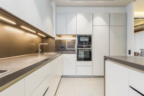 Apartment à vendre à Barcelona, Espagne, 3 chambres, 196 m2 No. 150562 - photo 18