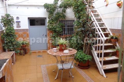 Townhouse for sale in Albox, Almeria, Spain 4 bedrooms, 250 sq.m. No. 184083 - photo 15
