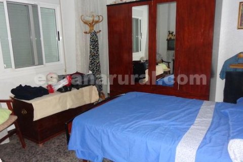 House for sale in Sufli, Almeria, Spain 5 bedrooms, 270 sq.m. No. 184079 - photo 11