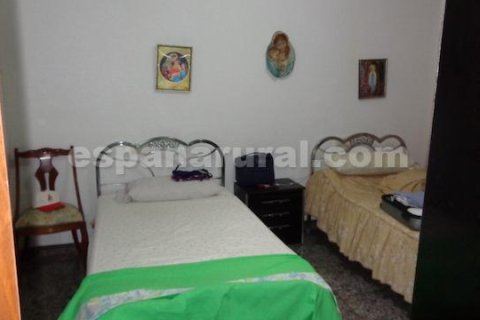 House for sale in Sufli, Almeria, Spain 5 bedrooms, 270 sq.m. No. 184079 - photo 12