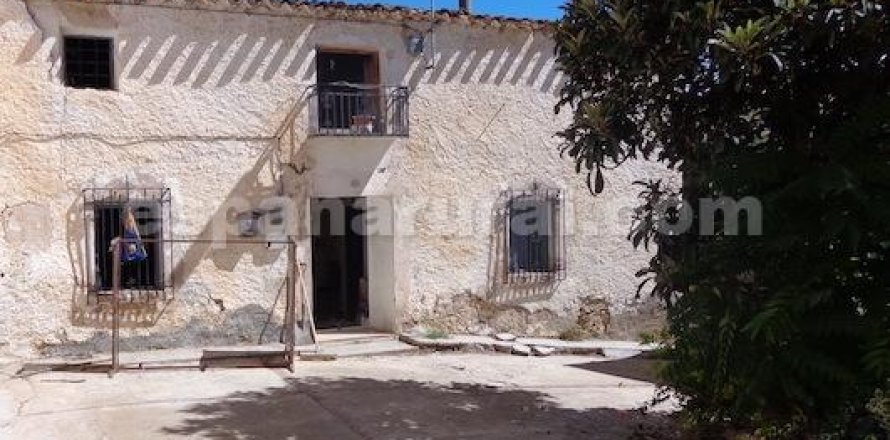House in Albox, Almeria, Spain 2 bedrooms, 250 sq.m. No. 184078