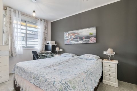 Huoneisto myytävänä Torrevieja, Alicante, Espanja, 2 makuuhuonetta, 64 m2 No. 141458 - kuva 15