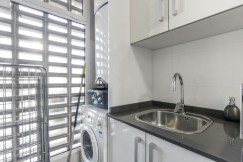 Huoneisto myytävänä Torrevieja, Alicante, Espanja, 2 makuuhuonetta, 64 m2 No. 141458 - kuva 14