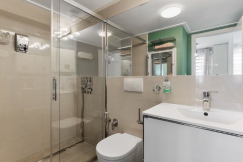 Huoneisto myytävänä Torrevieja, Alicante, Espanja, 2 makuuhuonetta, 64 m2 No. 141458 - kuva 16