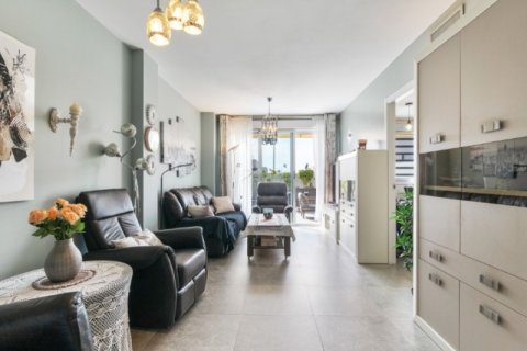 Huoneisto myytävänä Torrevieja, Alicante, Espanja, 2 makuuhuonetta, 64 m2 No. 141458 - kuva 5