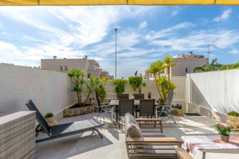 Huoneisto myytävänä Torrevieja, Alicante, Espanja, 2 makuuhuonetta, 64 m2 No. 141458 - kuva 4