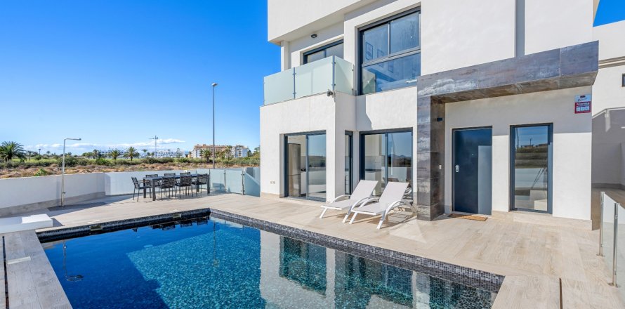 Villa à Los Alcazares, Murcia, Espagne 4 chambres, 212 m2 No. 141464