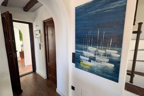 Villa à vendre à Alicante, Espagne, 3 chambres, 104 m2 No. 141463 - photo 13