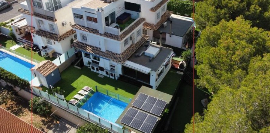 Villa à Alicante, Espagne 3 chambres, 104 m2 No. 141463