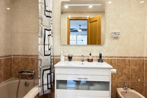 Apartment for sale in Alicante, Spain 3 bedrooms, 90 sq.m. No. 141460 - photo 7