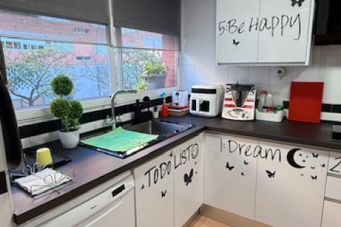 Apartment for sale in Alicante, Spain 3 bedrooms, 90 sq.m. No. 141460 - photo 16