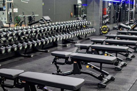 Commercial property en Espagne 1566 m2 No. 151931