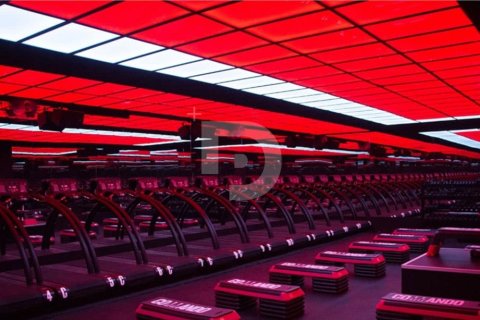 Commercial property en Espagne 828 m2 No. 151929