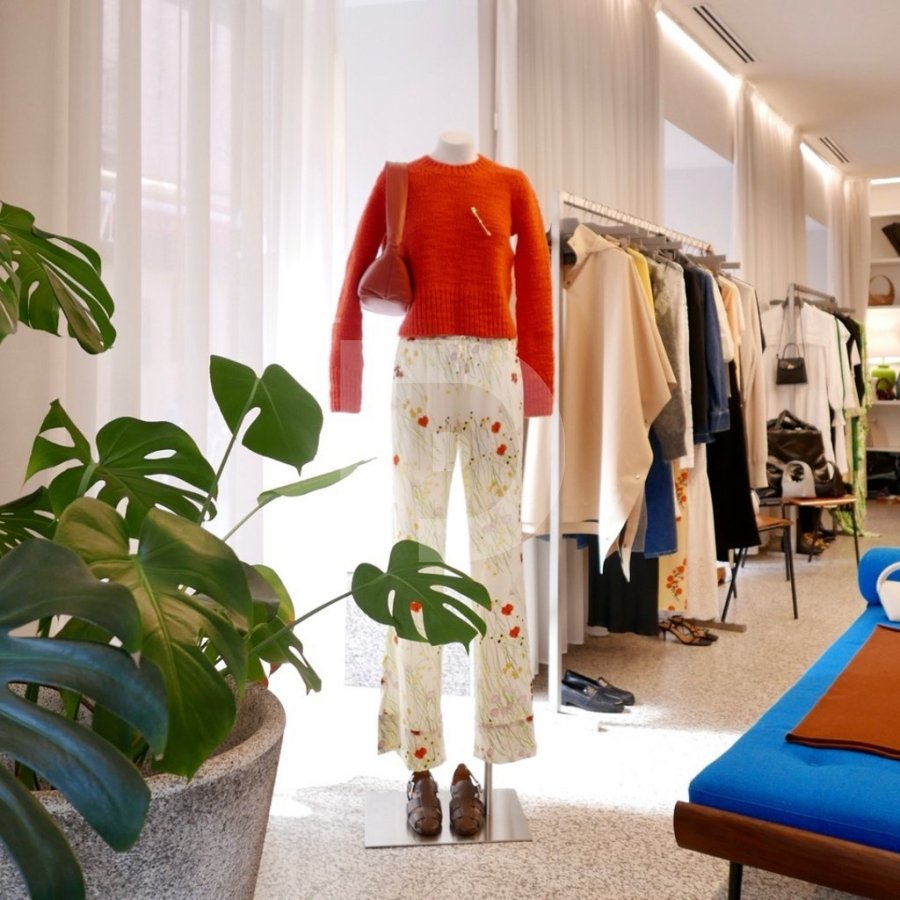 Retail store in Spagna 104 mq. N° 151933