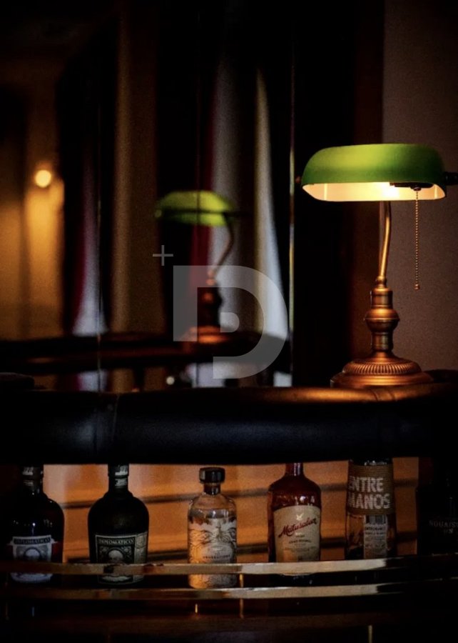 Bar en Espagne 212 m2 No. 151930