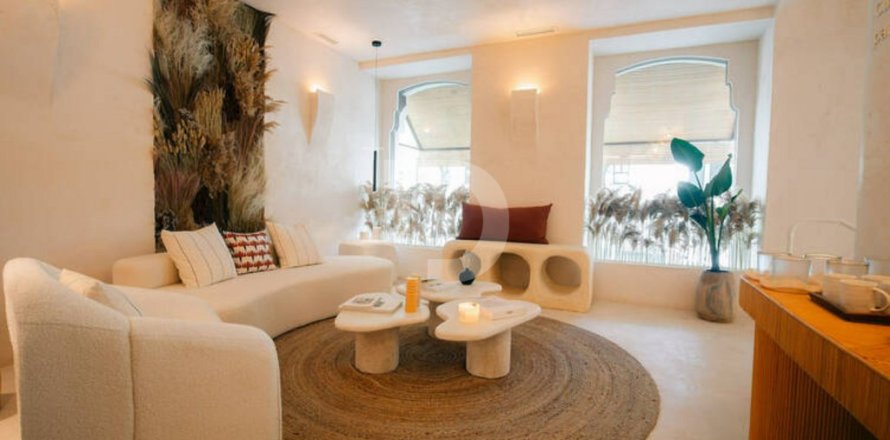 Коммерческая недвижимость в Испании 453м2 №151927