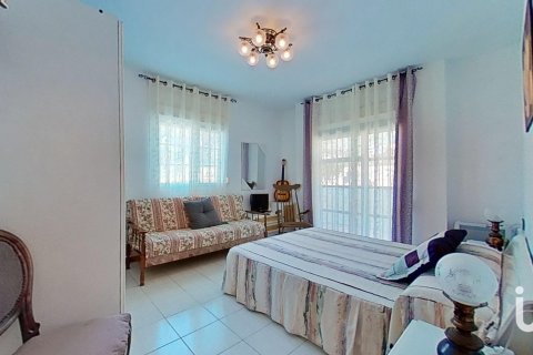 Māja pārdošanā L'Alcora, Castellon, Spānijā 3 istabas, 225 m2 Nr. 154015 - attēls 22