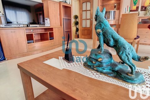 Tvåvåningslägenhet till salu i Malgrat de Mar, Barcelona, Spanien 3 sovrum, 141 kvm. Nr. 154010 - foto 6