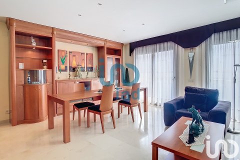 Tvåvåningslägenhet till salu i Malgrat de Mar, Barcelona, Spanien 3 sovrum, 141 kvm. Nr. 154010 - foto 2