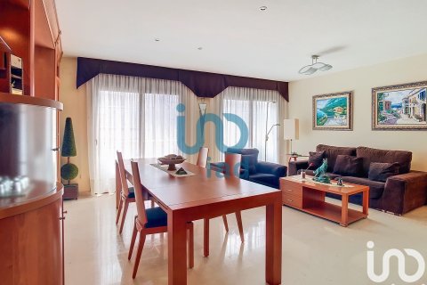 Duplex a Malgrat de Mar, Barcelona, Spagna 3 camere da letto, 141 mq. N° 154010