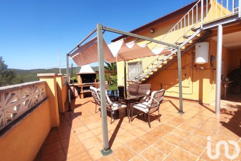 Продажа дома в Ла-Бисбаль-дель-Пенедес, Таррагона, Испания 5 спален, 213м2 №154014 - фото 16