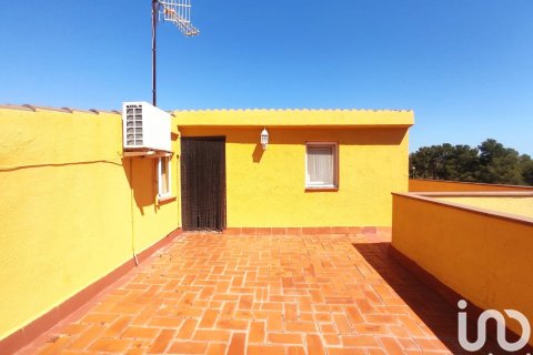 Продажа дома в Ла-Бисбаль-дель-Пенедес, Таррагона, Испания 5 спален, 213м2 №154014 - фото 17