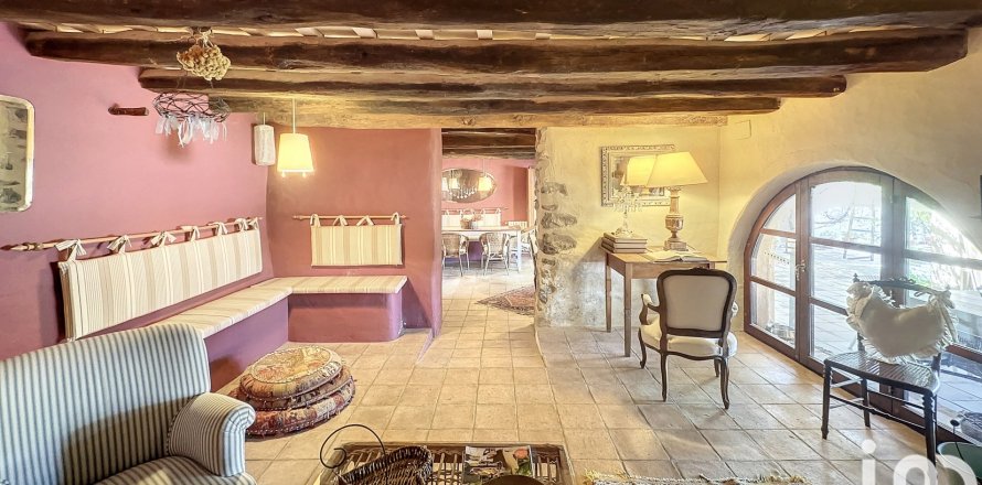 Talo Olivella, Barcelona, Espanja 9 makuuhuonetta, 654 m2 No. 154009