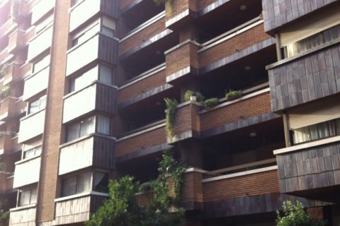 Komerciāls īpašums pārdošanā Valladolid, Spānijā 112 m2 Nr. 154013 - attēls 24